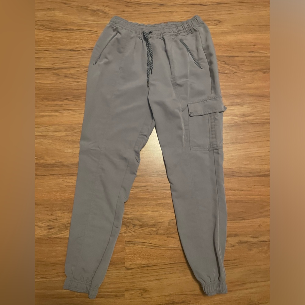 Jaanuu M Gray Scrub Set